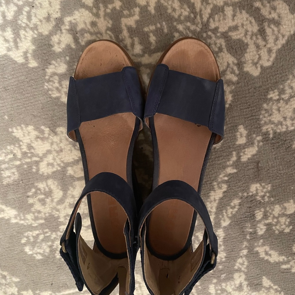 Sorel size 9 wedge